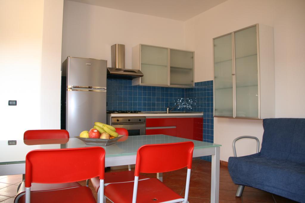 Residence Corso Monferrato Alessandria Szoba fotó